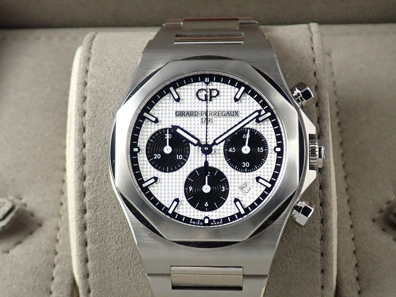 Girard-Perregaux Laureato Chronograph &lt;Warranty, Box, etc.&gt;