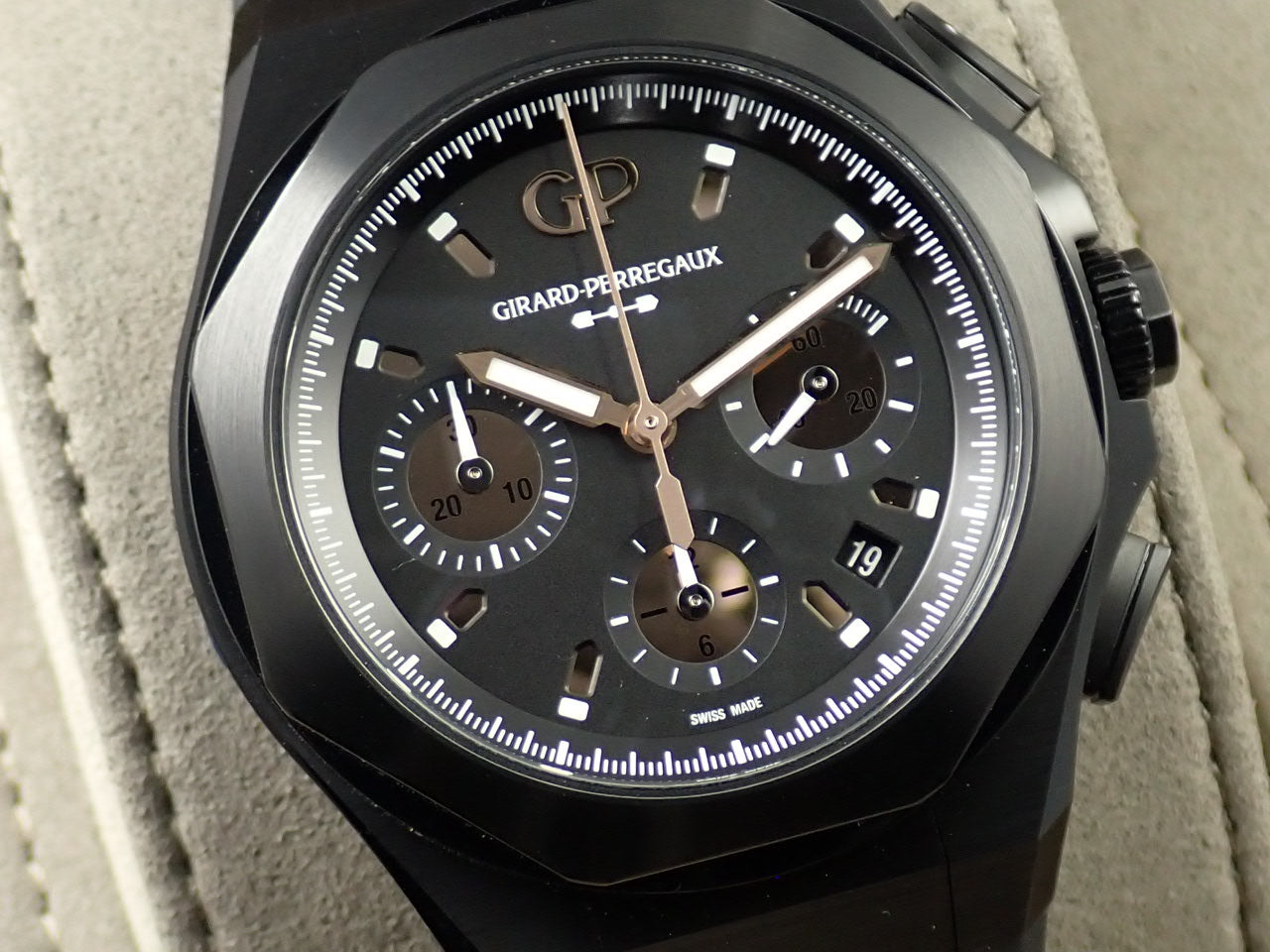 Girard-Perregaux Laureato Absolute Gold Fever &lt;Warranty, Box, etc.&gt;