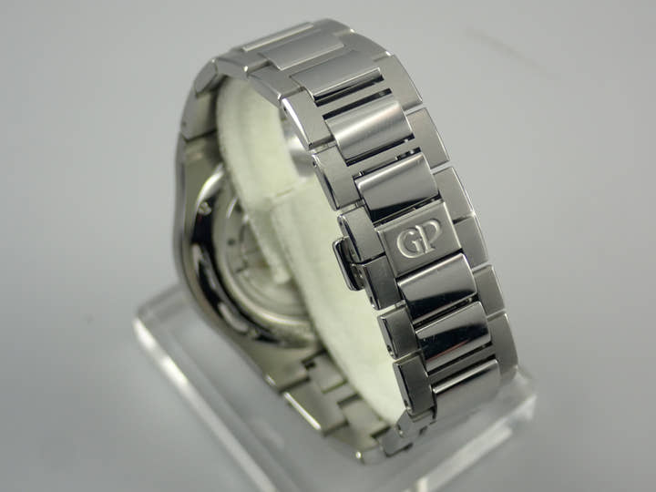 ジラールペルゴ ロレアート Ref.81005-11-231-11A グレー文字盤 中古 laureato-21