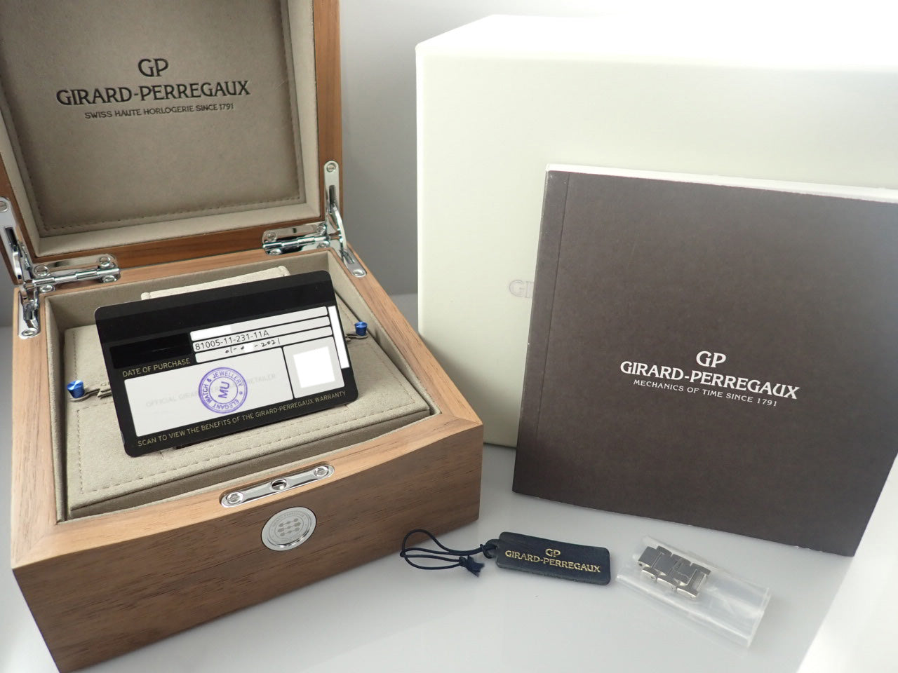 Girard-Perregaux Laureato 38mm &lt;Warranty, Box, etc.&gt;