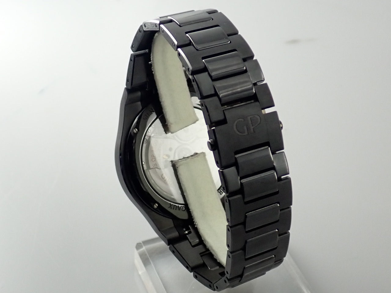 Girard-Perregaux Laureato 42mm Black Ceramic &lt;Warranty, Box, etc.&gt;