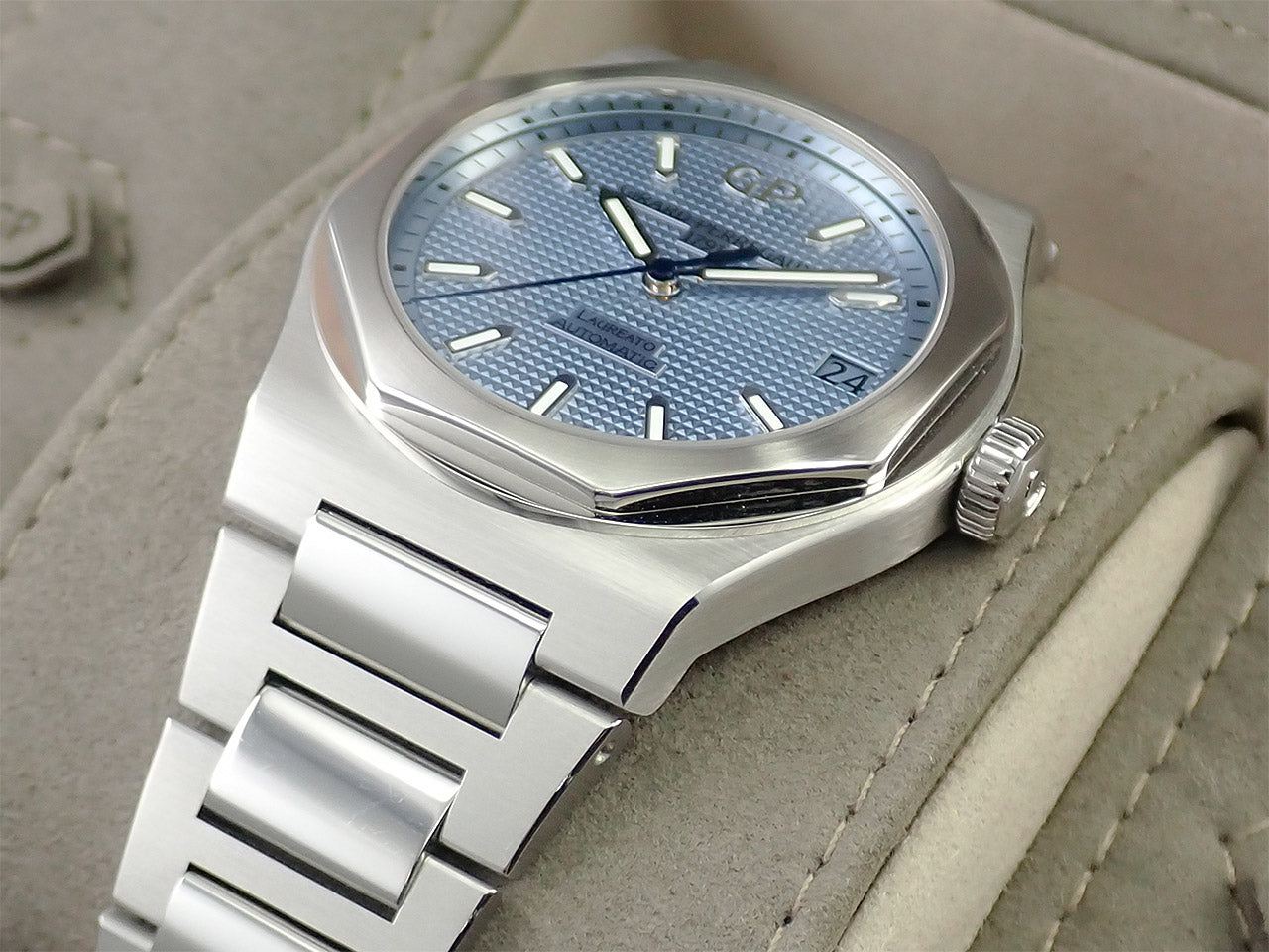 Girard-Perregaux Laureato Glacier Japan Limited &lt;Warranty, Box, etc.&gt;