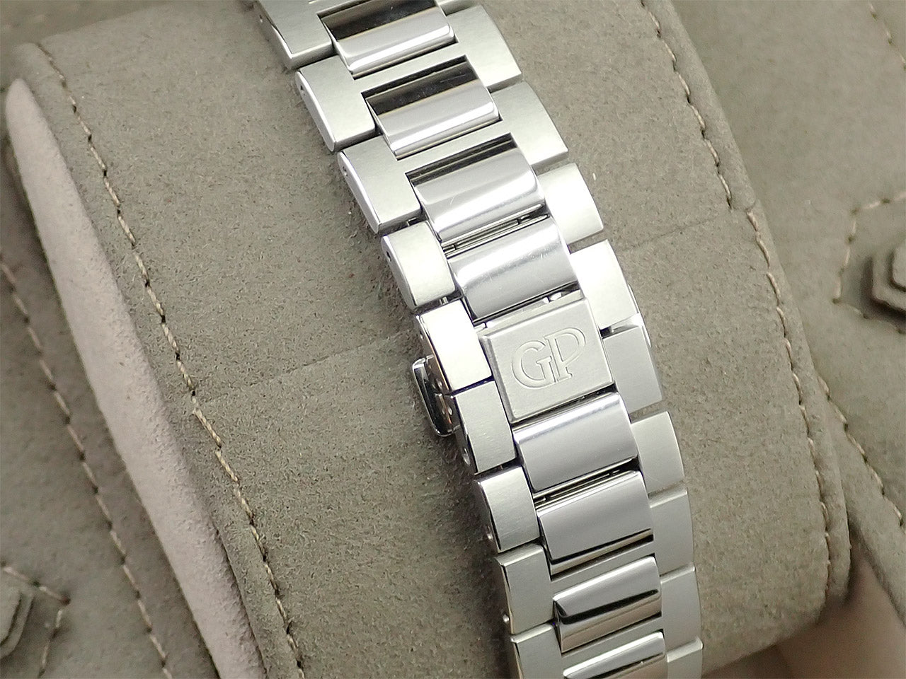 Girard-Perregaux Laureato Glacier Japan Limited &lt;Warranty, Box, etc.&gt;