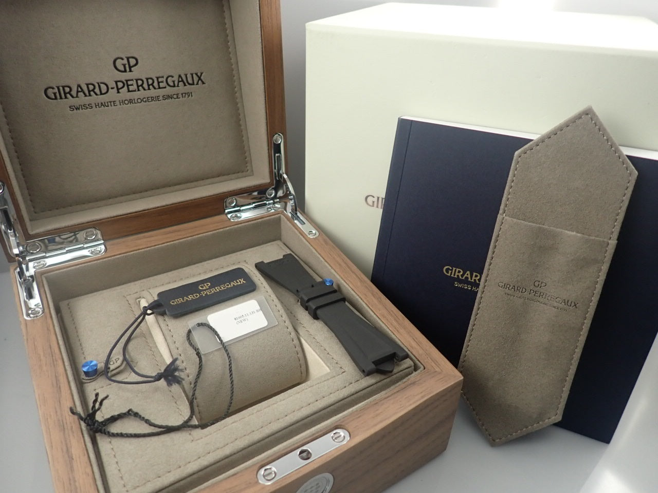 Girard-Perregaux Laureato 38mm [Good Condition] &lt;Warranty, Box, etc.&gt;