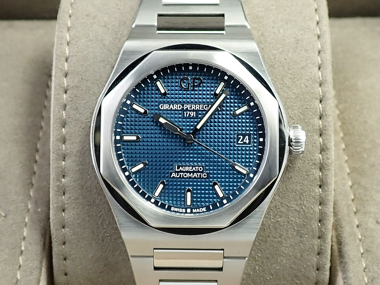 Girard-Perregaux Laureato &lt;Warranty, Box, etc.&gt;