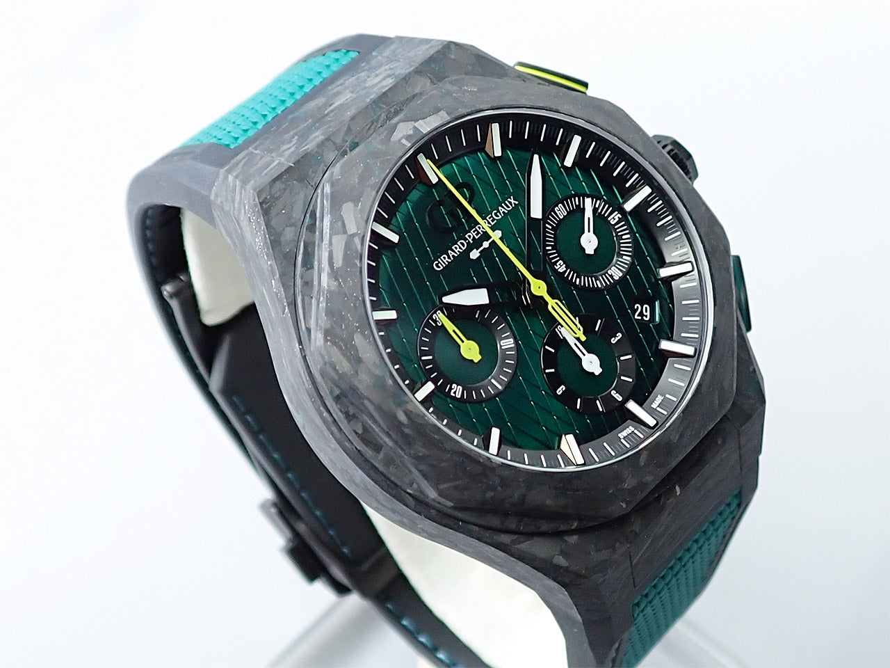 Girard-Perregaux Laureato Absolute Chronograph Aston Martin F1 Edition &lt;Warranty, Box, etc.&gt;