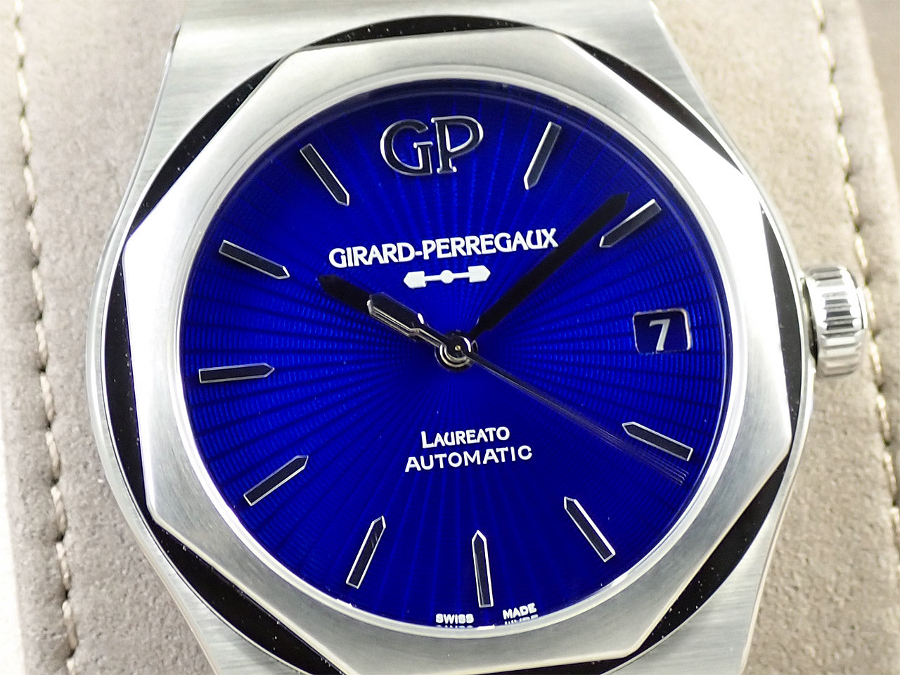 Girard-Perregaux Laureato &lt;Warranty, Box, etc.&gt;