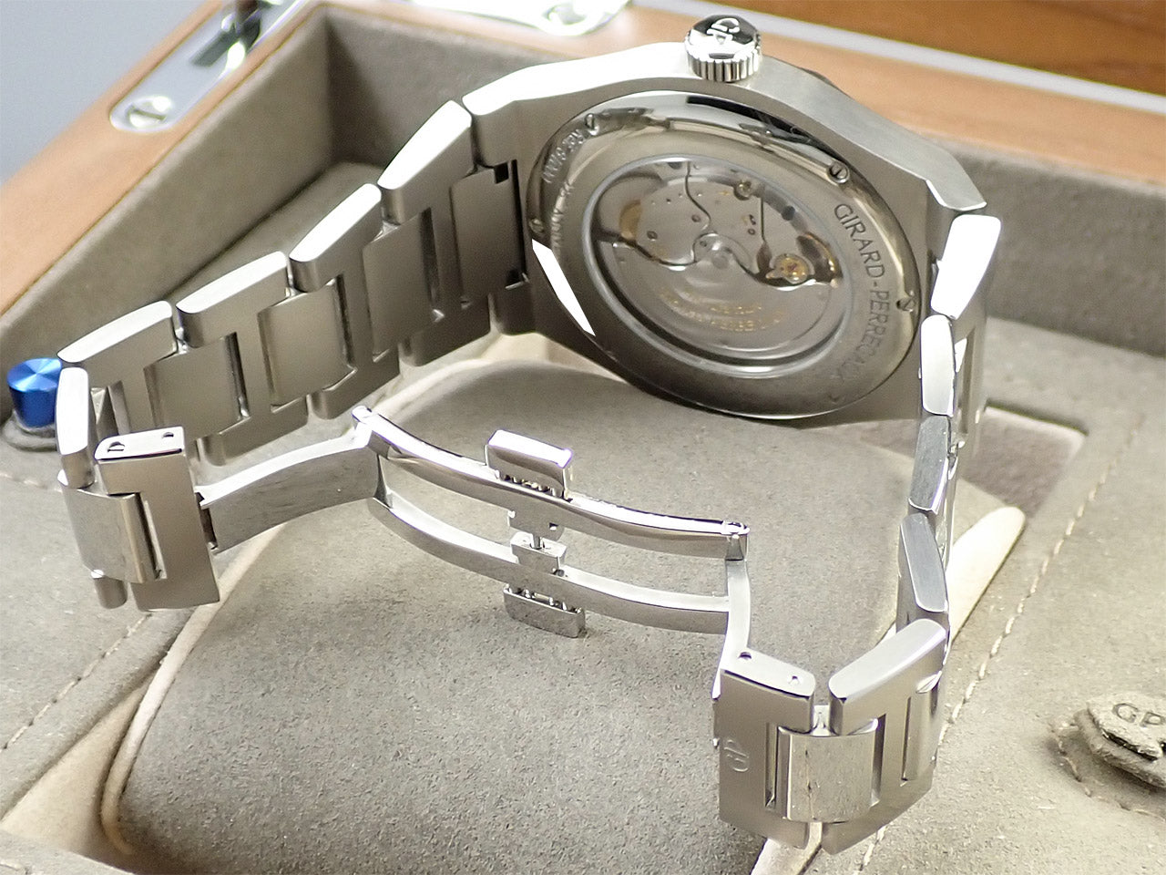 Girard-Perregaux Laureato &lt;Warranty, Box, etc.&gt;