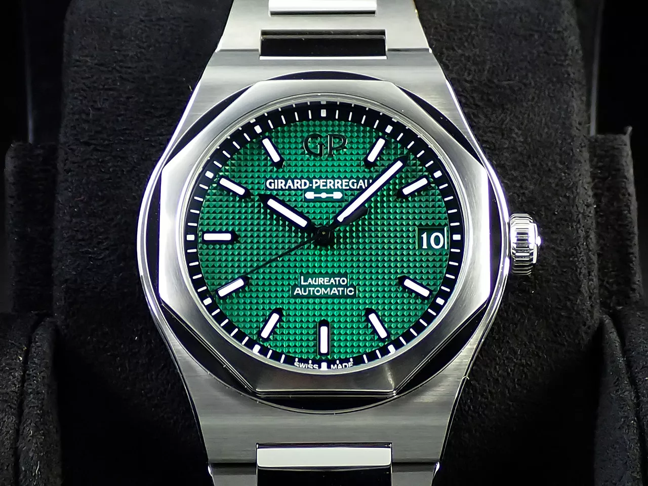 Girard-Perregaux Laureato &lt;Warranty, Box, etc.&gt;