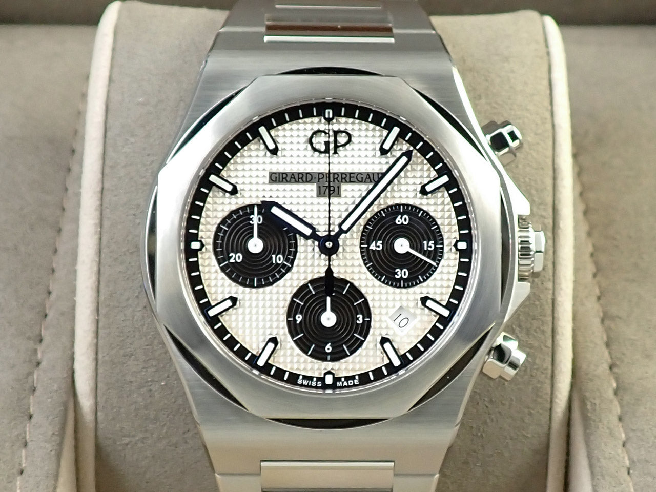 Girard-Perregaux Laureato Chronograph &lt;Warranty, Box, etc.&gt;