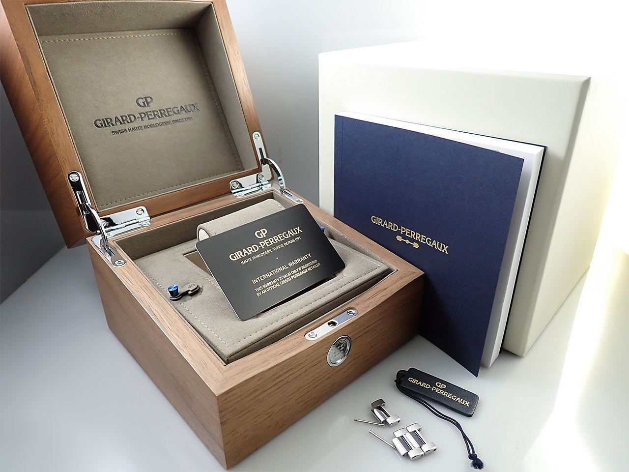 Girard-Perregaux Laureato Chronograph &lt;Warranty, Box, etc.&gt;