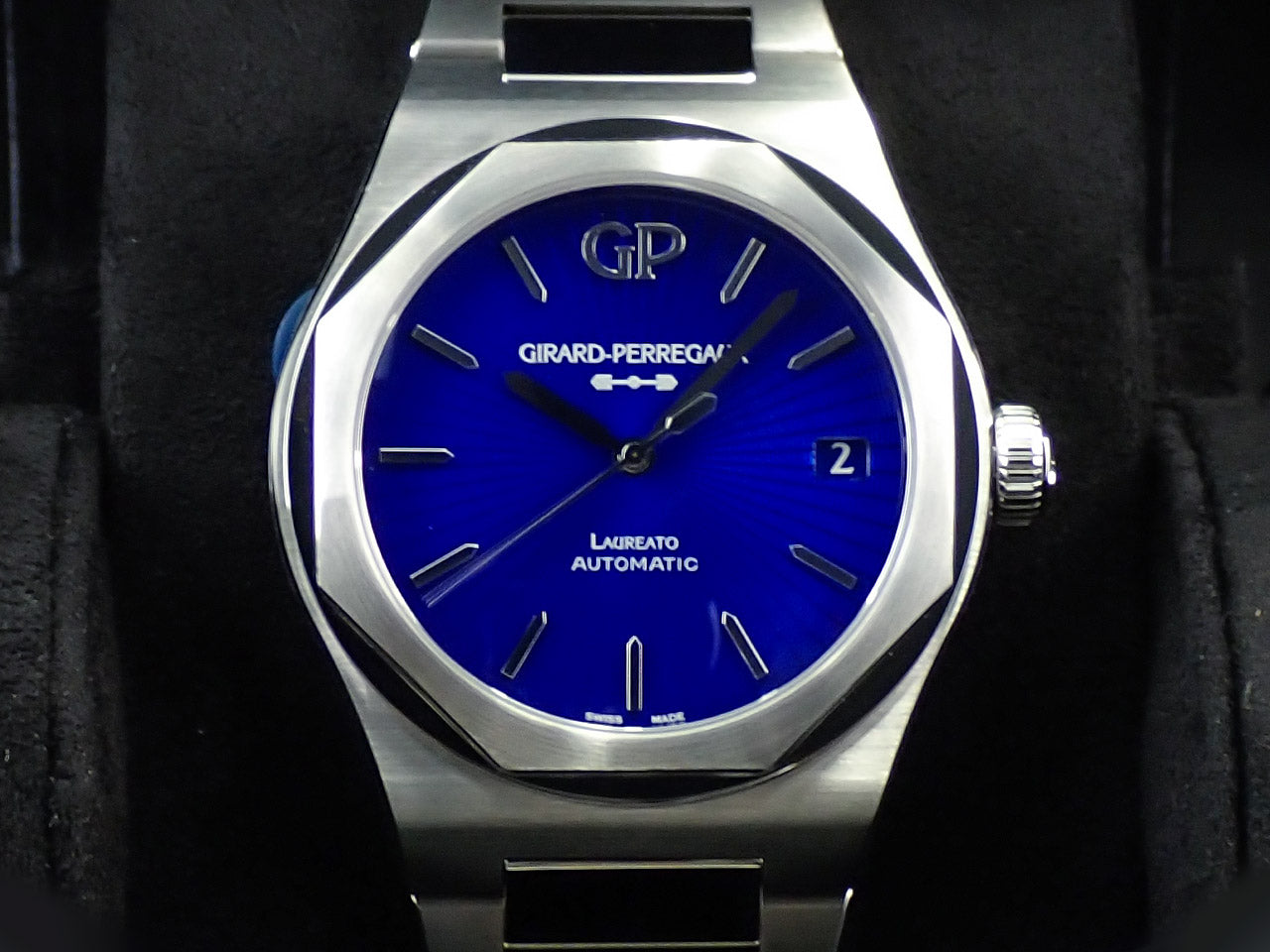 Girard-Perregaux Laureato &lt;Warranty, Box, etc.&gt;