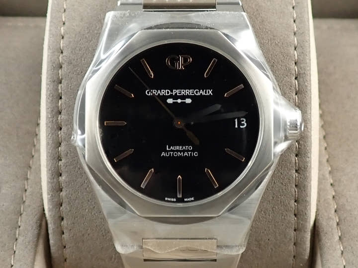 Girard-Perregaux Laureato <Warranty, Box, etc.>
