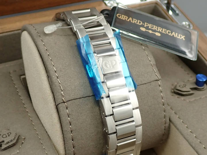 Girard-Perregaux Laureato <Warranty, Box, etc.>