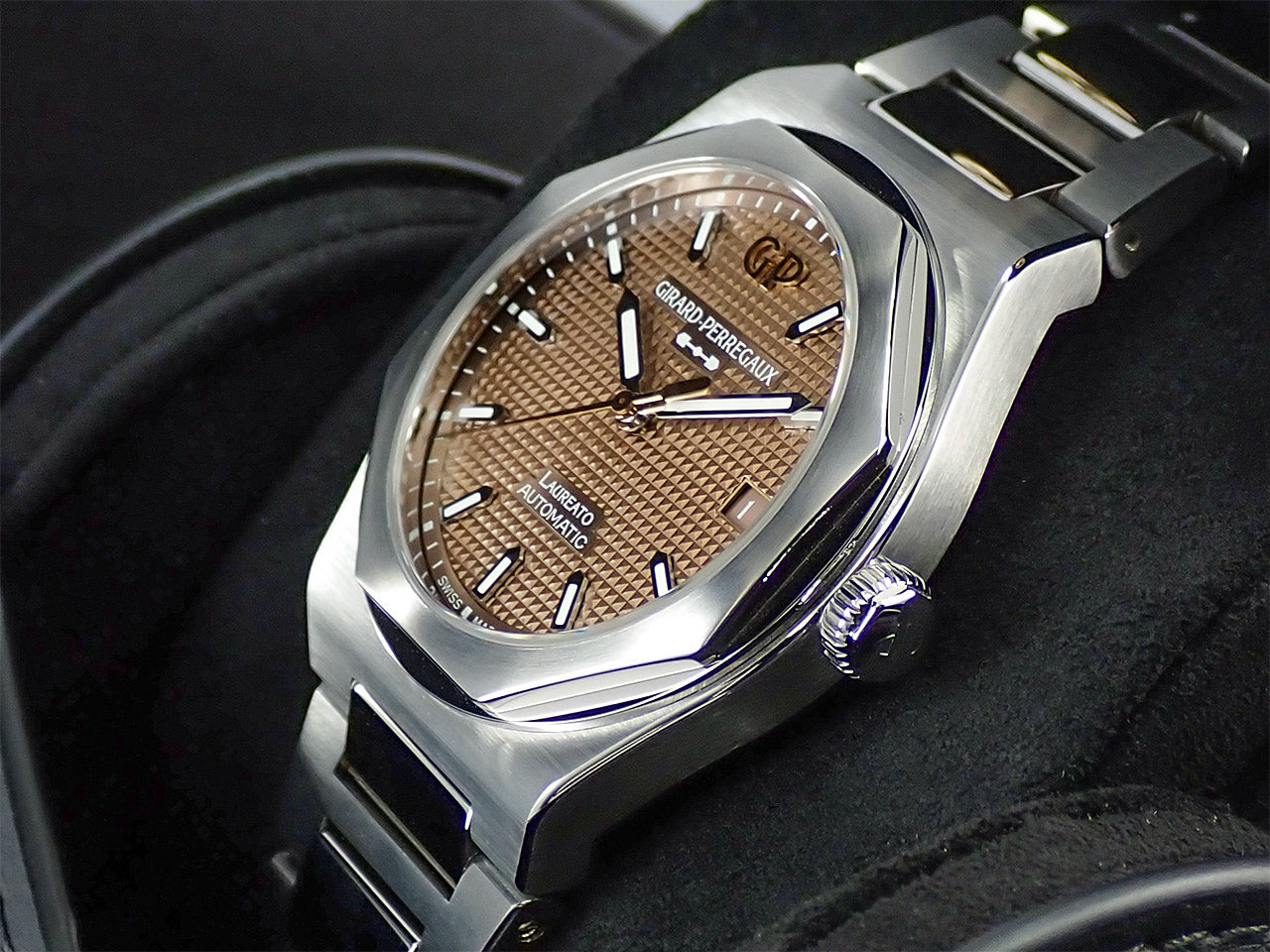 Girard-Perregaux Laureato &lt;Warranty, Box, etc.&gt;