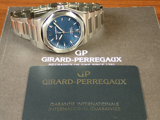 Girard-Perregaux Laureato