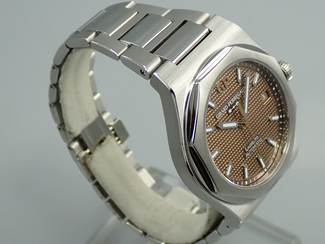 Girard-Perregaux Laureato &lt;Others&gt;