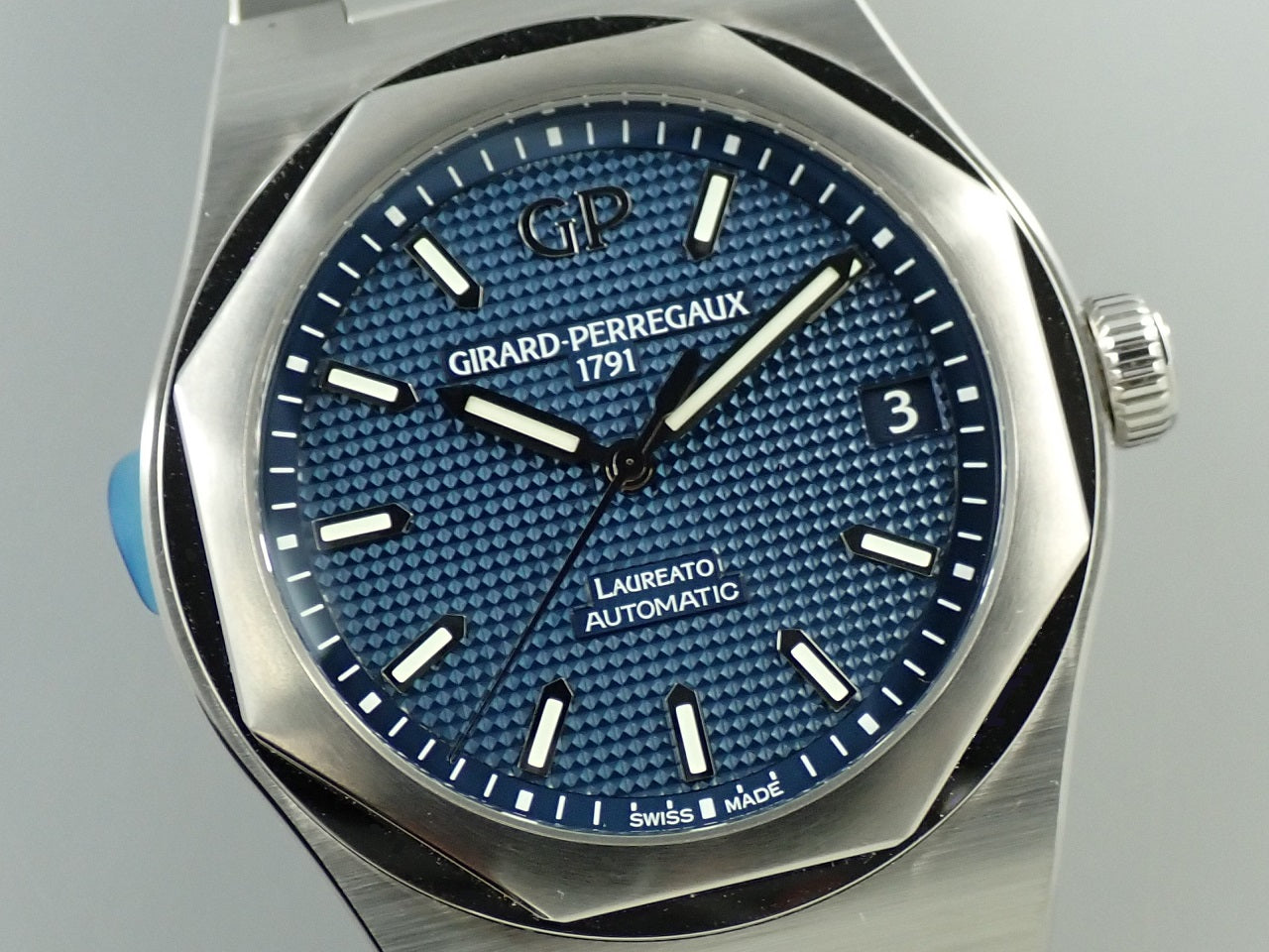 Girard-Perregaux Laureato &lt;Warranty, Box, etc.&gt;