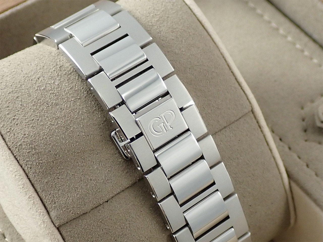 Girard-Perregaux Laureato &lt;Warranty, Box, etc.&gt;