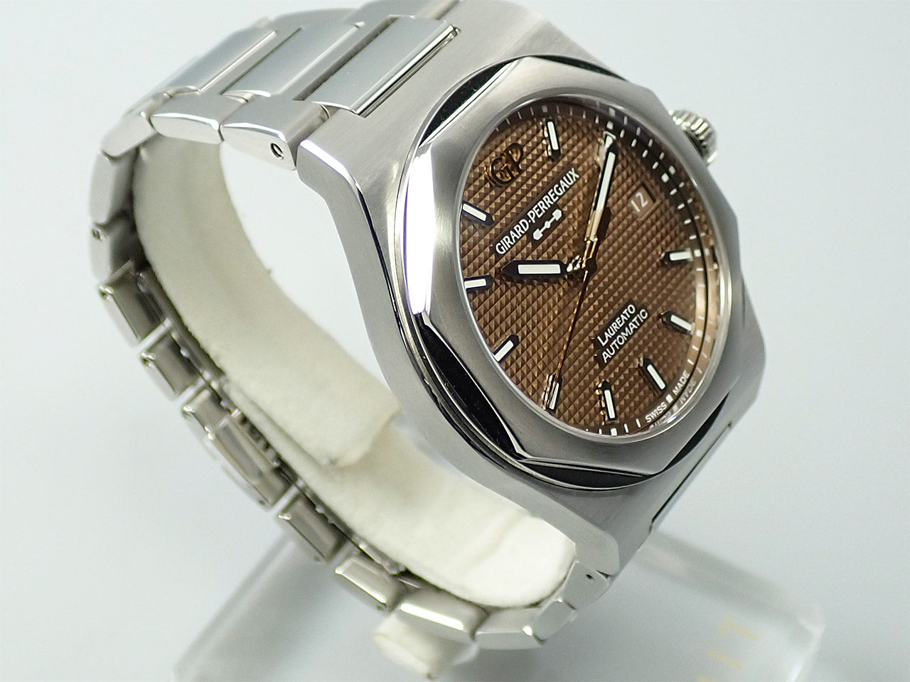 Girard-Perregaux Laureato &lt;Warranty, Box, etc.&gt;