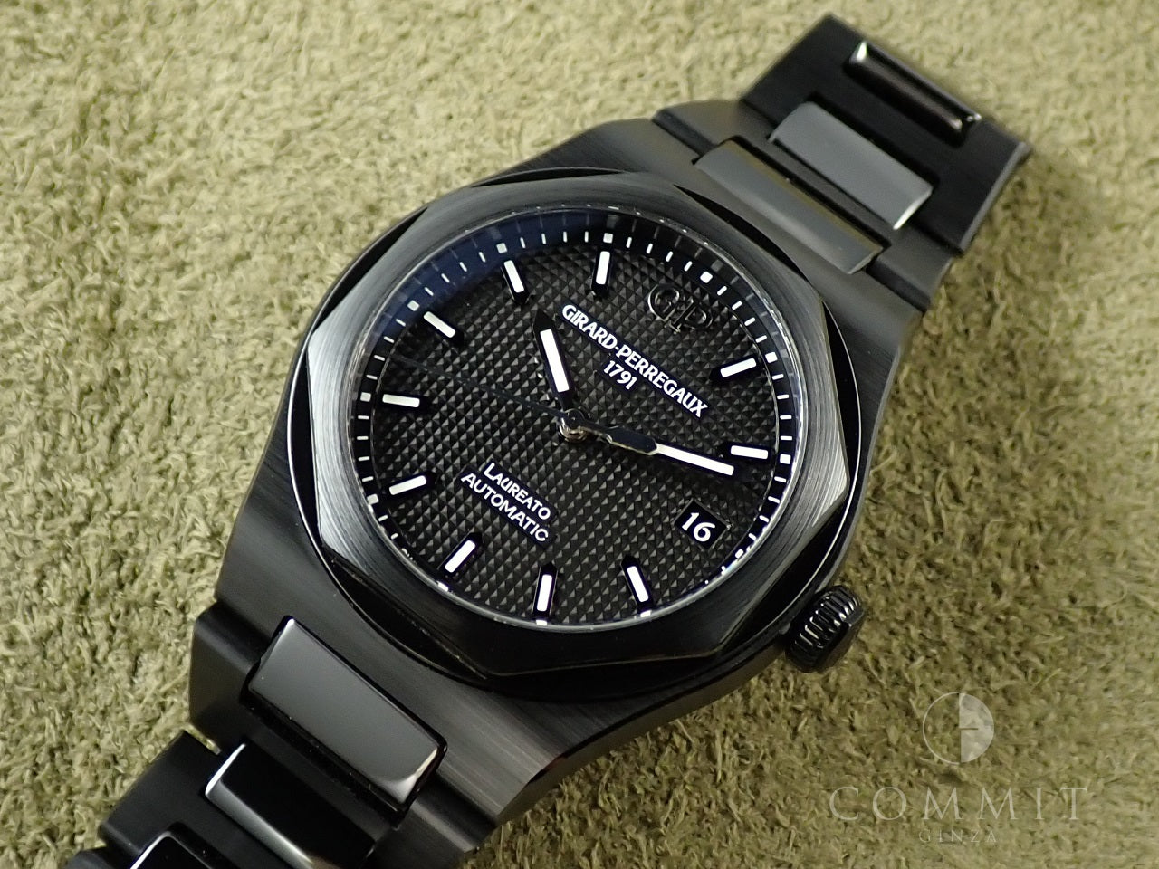 Girard-Perregaux Laureato Black Ceramic &lt;Warranty, Box, etc.&gt;