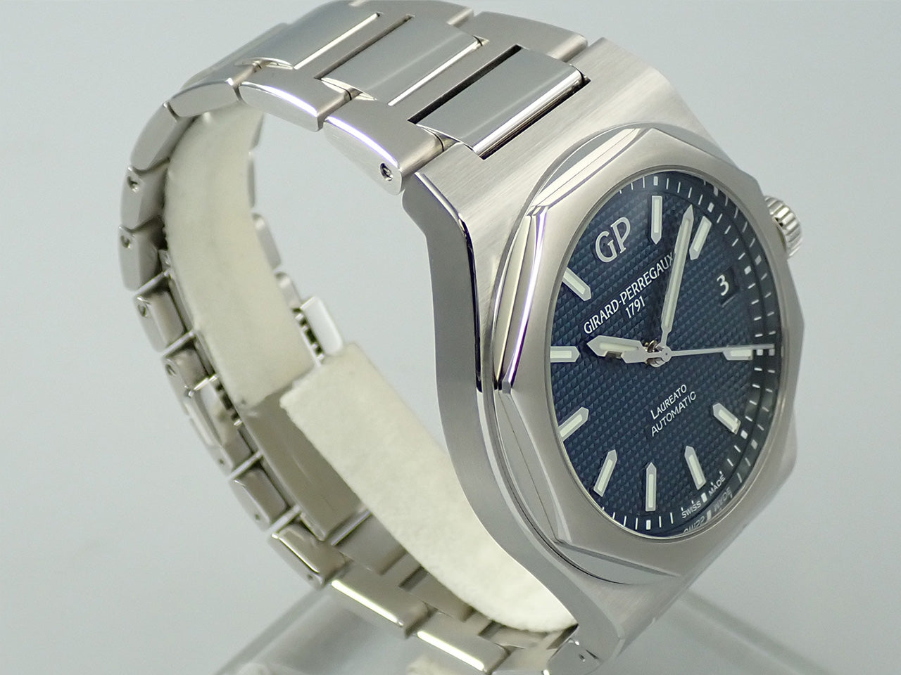 Girard-Perregaux Laureato &lt;Warranty, Box, etc.&gt;