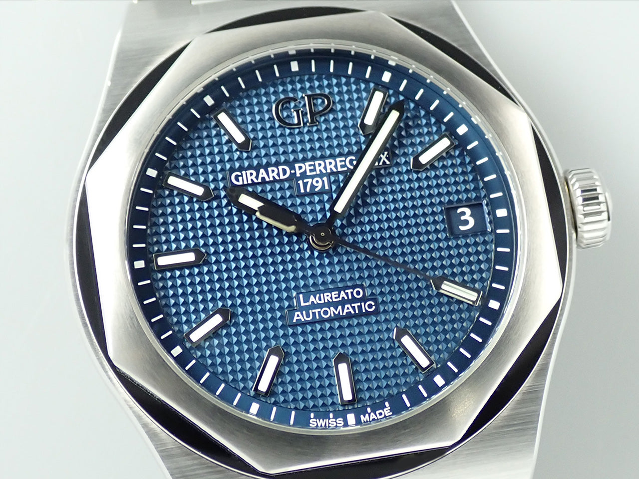 Girard-Perregaux Laureato &lt;Warranty, Box, etc.&gt;