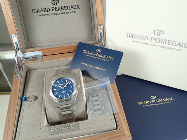 Girard-Perregaux Laureato