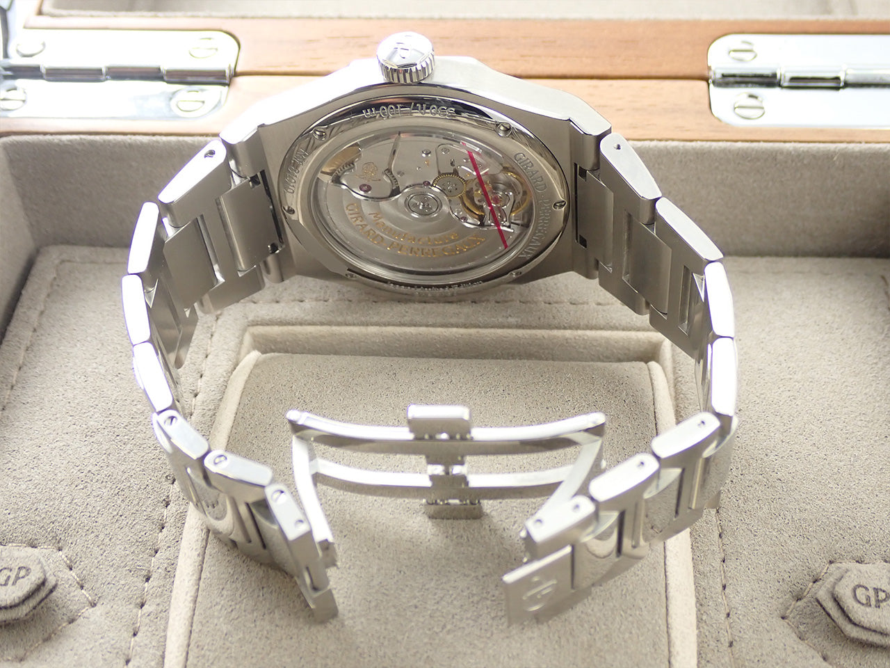 Girard-Perregaux Laureato Glacier Japan Limited &lt;Warranty, Box, etc.&gt;