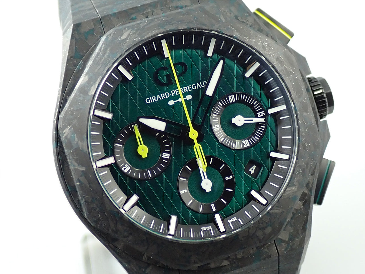 Girard-Perregaux Laureato Absolute Chronograph Aston Martin F1 Edition &lt;Warranty, Box, etc.&gt;