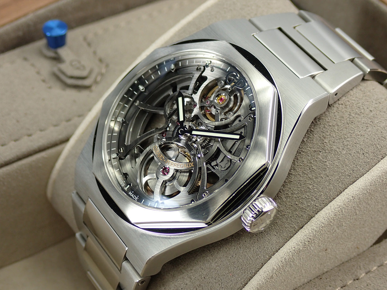 Girard-Perregaux Laureato Skeleton &lt;Warranty, Box, etc.&gt;