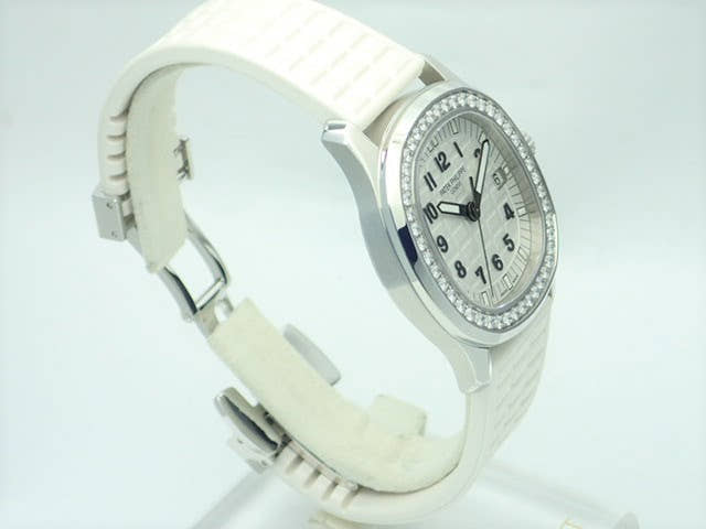 Patek Philippe Aquanaut Ref.5067A-024 Glitter White Dial Good Condition luce