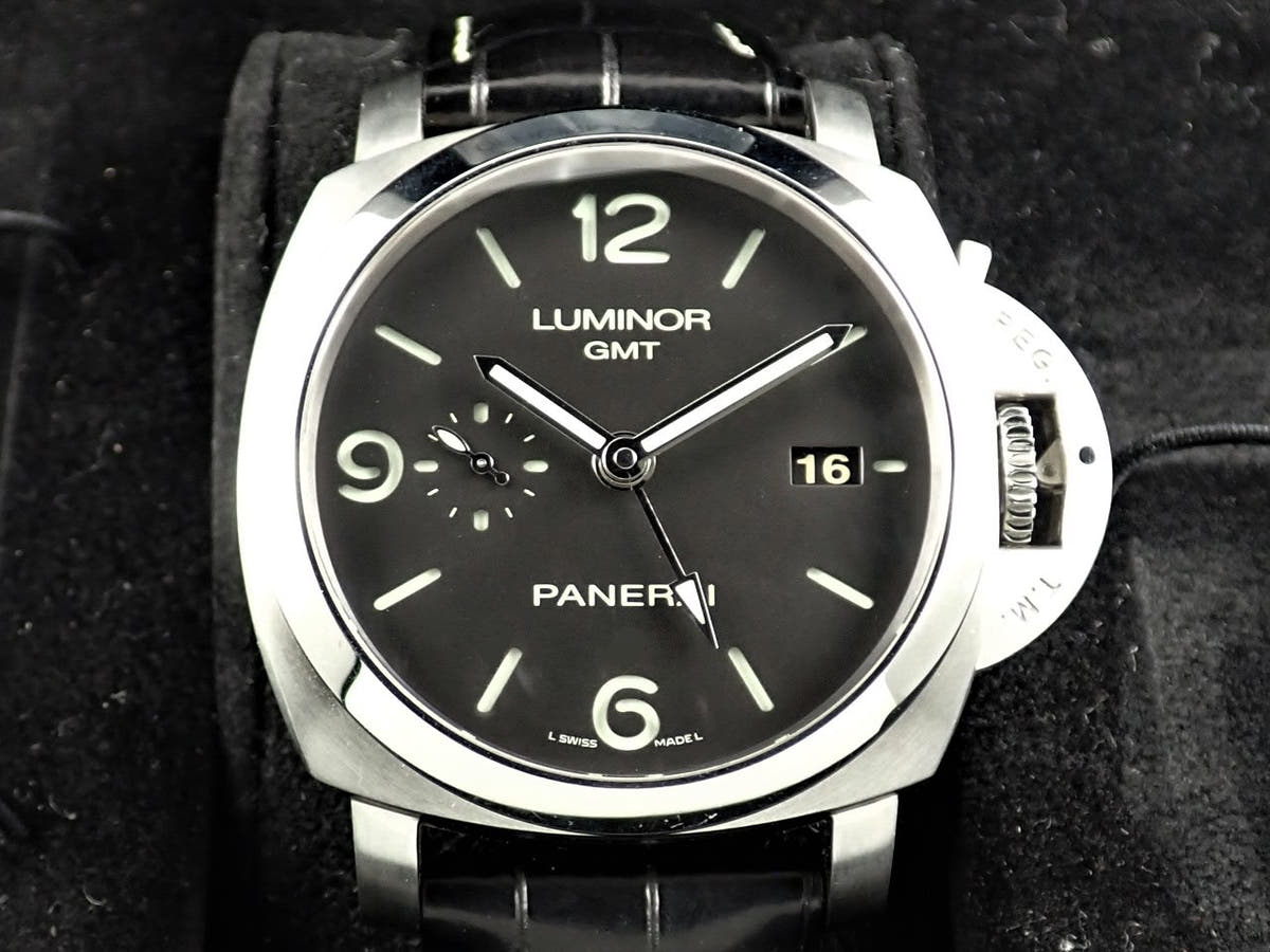 パネライ ルミノール 1950 3デイズ GMT Ref.PAM00320 ブラック文字盤 中古 532ZLLTU