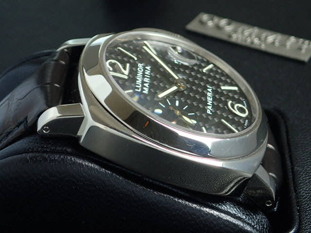 パネライ ルミノール Ref.PAM00180 ブラックカーボン文字盤 中古 luminor-18