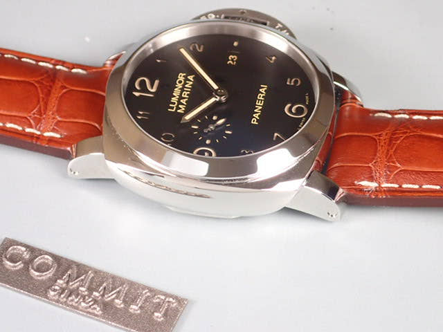 Panerai Luminor Ref.PAM00359 Black Dial Used luminor-4