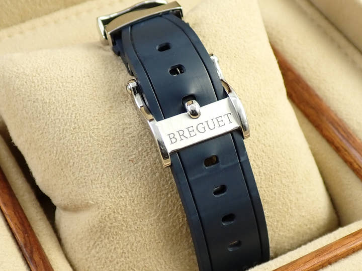 ブレゲ マリーン ラージデイト Ref.5817ST シルバー文字盤 中古 H66WR74F