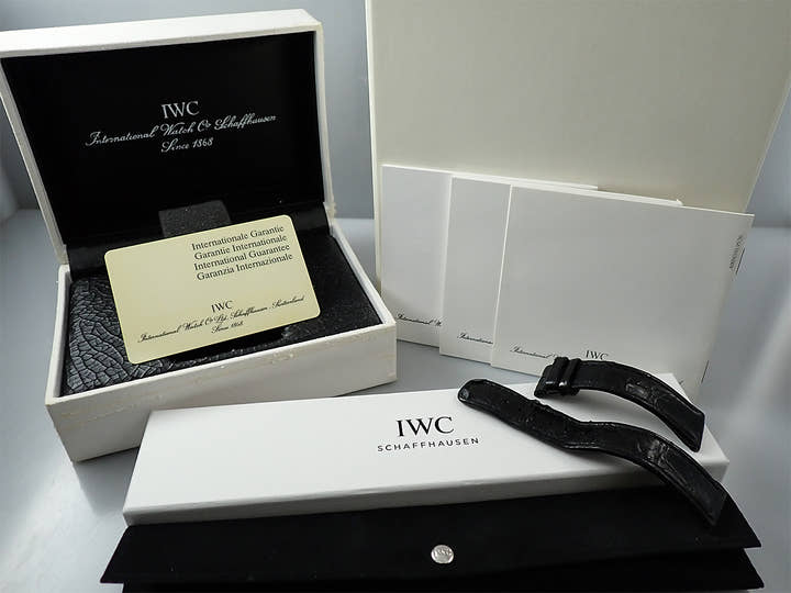 IWC メカニカルフリーガークロノグラフ Ref.IW3705-03 ブラック文字盤 中古 T456RRSK