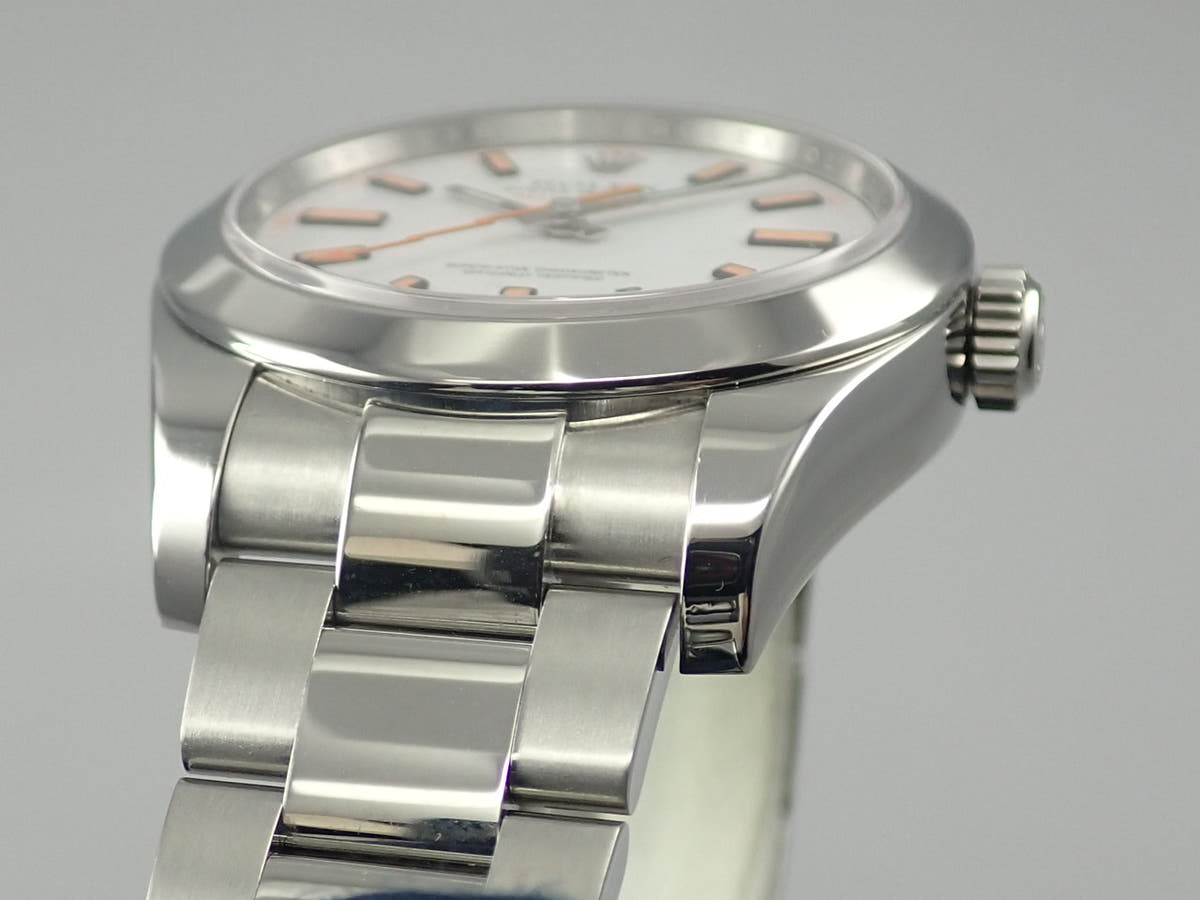 ロレックス ミルガウス Ref.116400 ホワイト文字盤 中古 1ZT1UCYW
