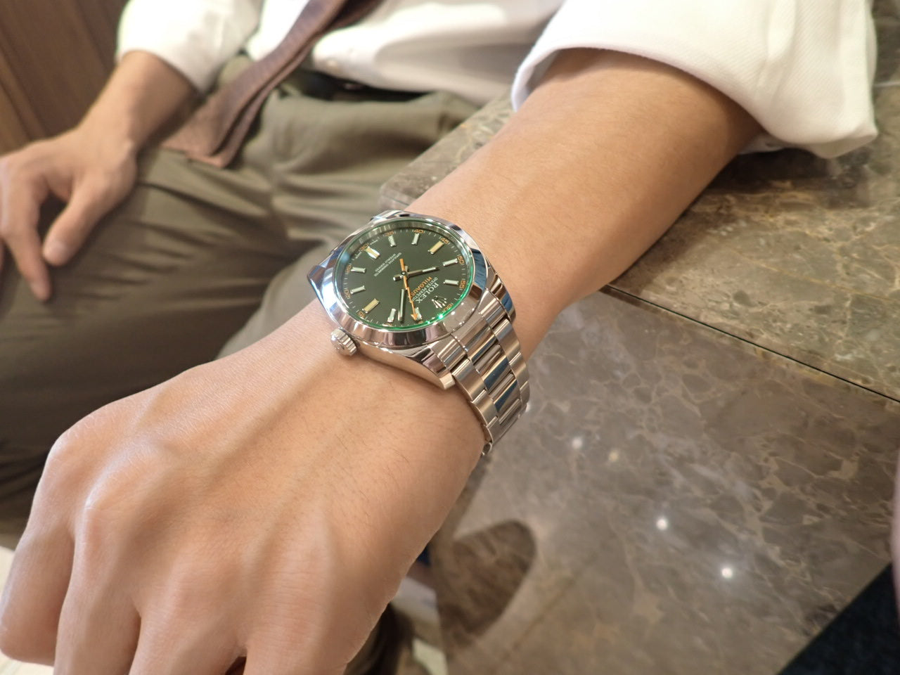 rolex milgauss green glass