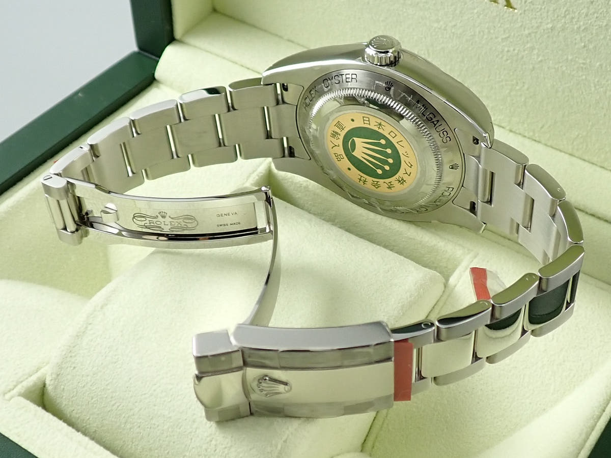ロレックス ミルガウス Ref.116400GV ブラック文字盤 デッドストック X5MXFWSP