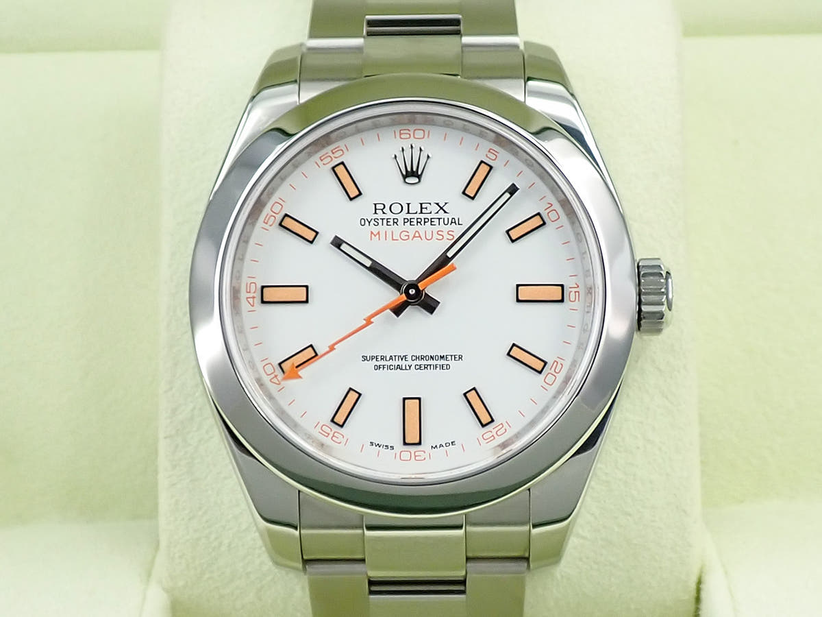 ロレックス ミルガウス Ref.116400 ホワイト文字盤 中古 Y4P2LZMF