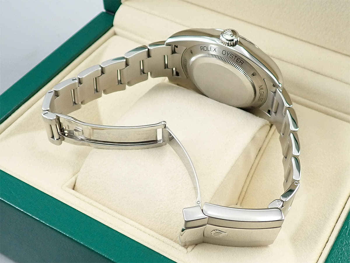 ロレックス ミルガウス Ref.116400 ホワイト文字盤 中古 T78LY841
