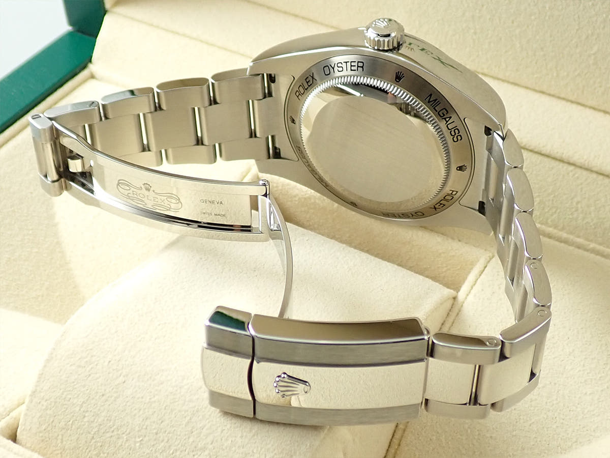 ロレックス ミルガウス Ref.116400GV Zブルー文字盤 中古 3XXX19JX