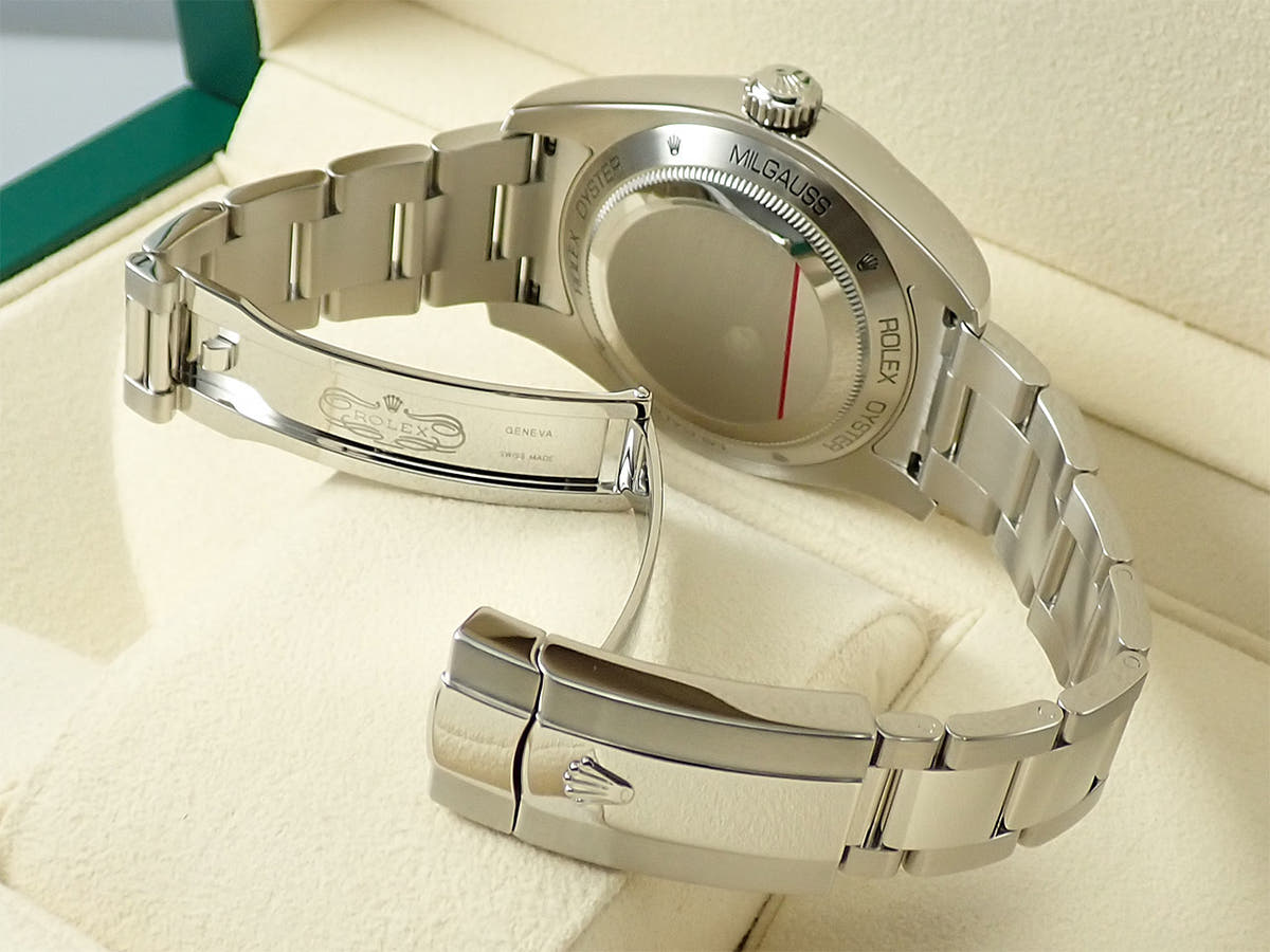 ロレックス ミルガウス Ref.116400GV Zブルー文字盤 美品 2W258085