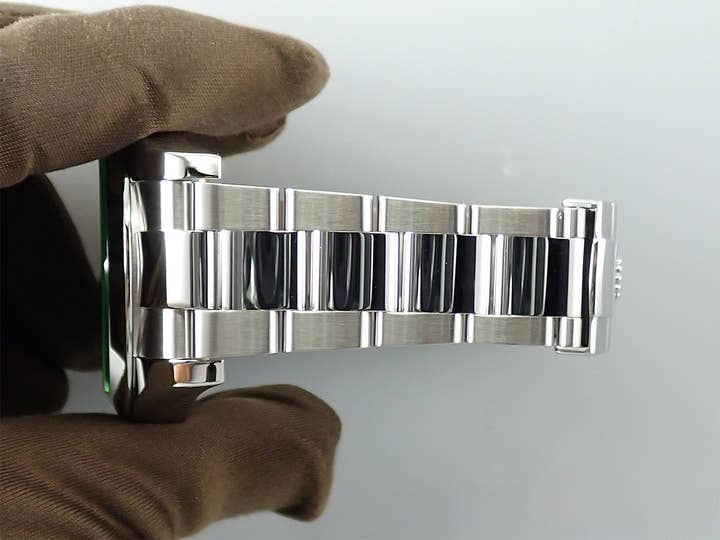 ロレックス ミルガウス Ref.116400GV ステンレススチール Zブルー文字盤