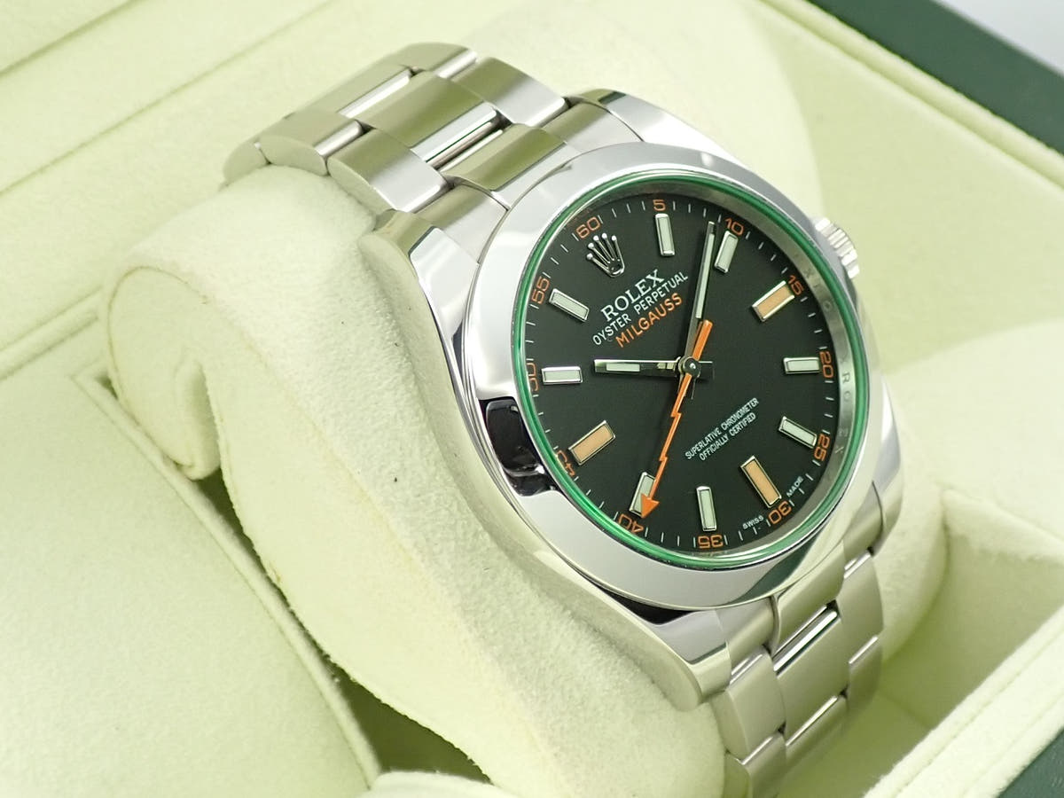 ロレックス ミルガウス Ref.116400GV ブラック文字盤 中古 XT8T2319