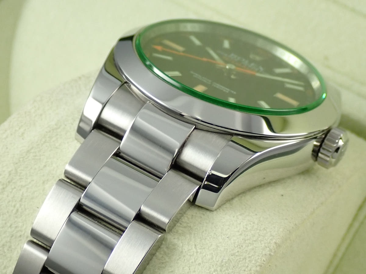 ロレックス ミルガウス Ref.116400GV ブラック文字盤 中古 XT8T2319
