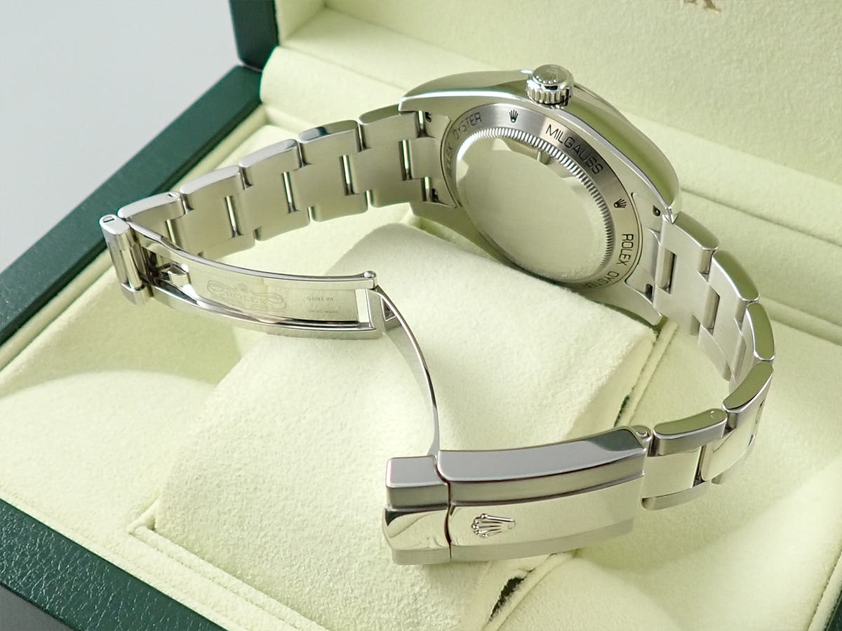 ロレックス ミルガウス Ref.116400 ブラック文字盤 中古 16201A24
