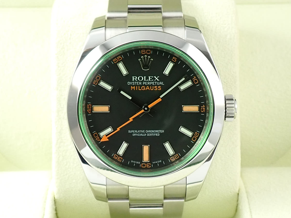 ロレックス ミルガウス Ref.116400GV ブラック文字盤 中古 Y65RC2Z4