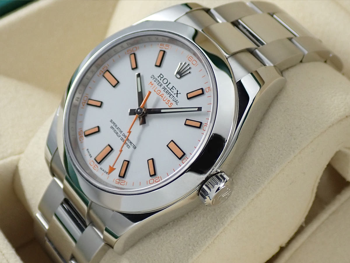 ロレックス ミルガウス Ref.116400 ホワイト文字盤 美品 T6PX59RW